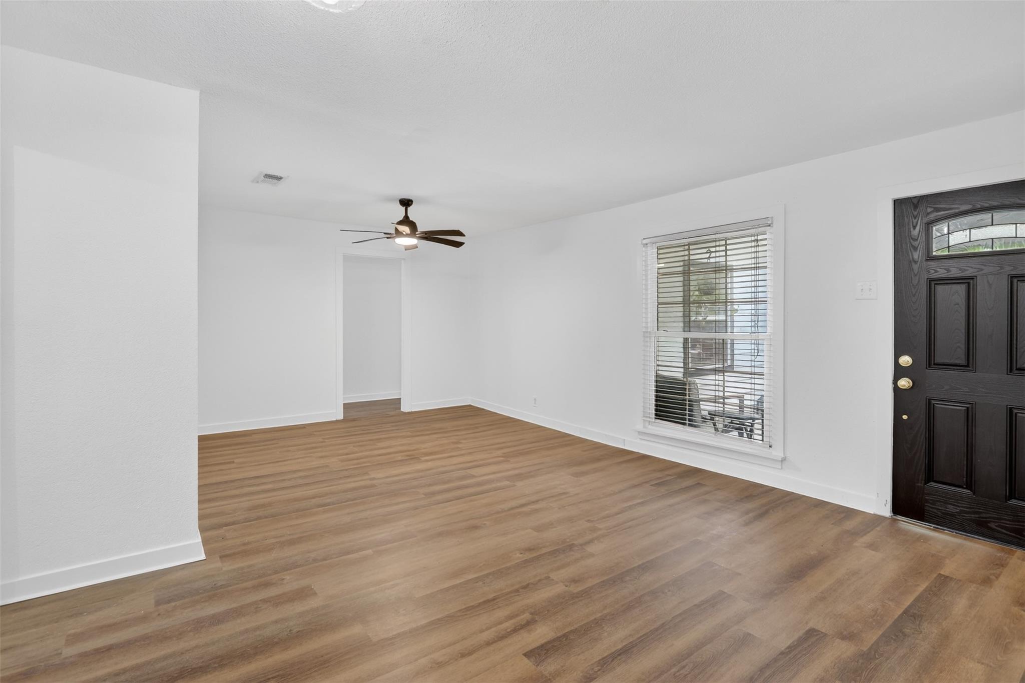 Andrea Ln, Dallas, TX 75228