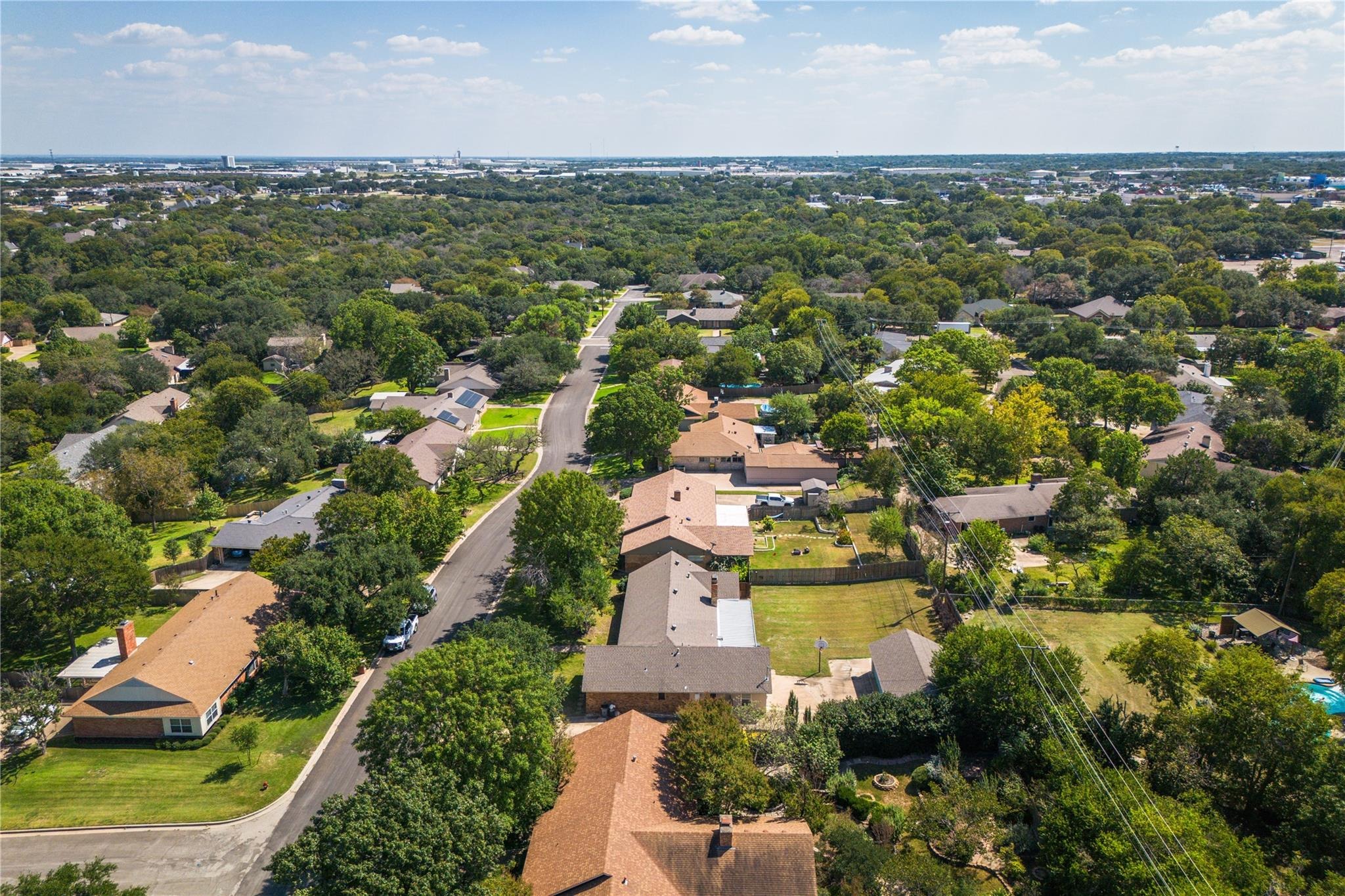 Ivy Ann Dr, Woodway, TX 76712 #1