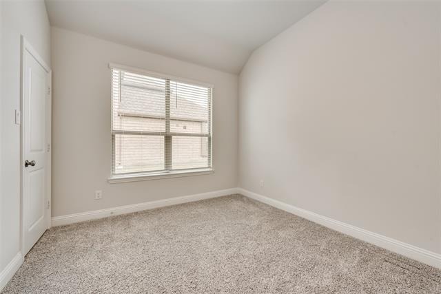 Chickadee Dr, Forney, TX 75126