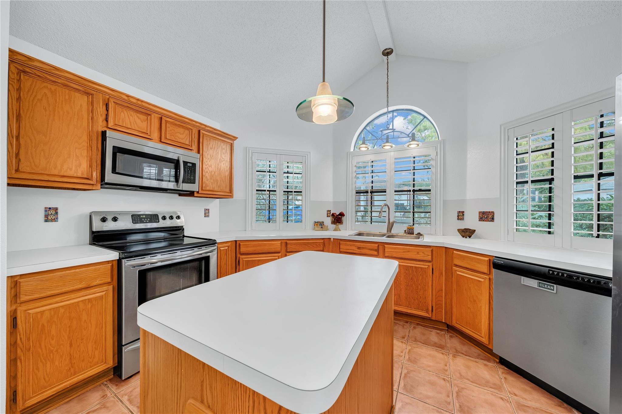 Lago Vista St, San Marcos, TX 78666