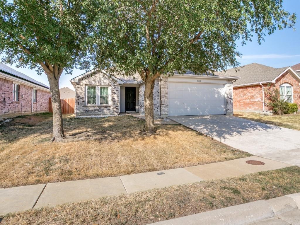 Firethorn Dr, Dallas, TX 75249