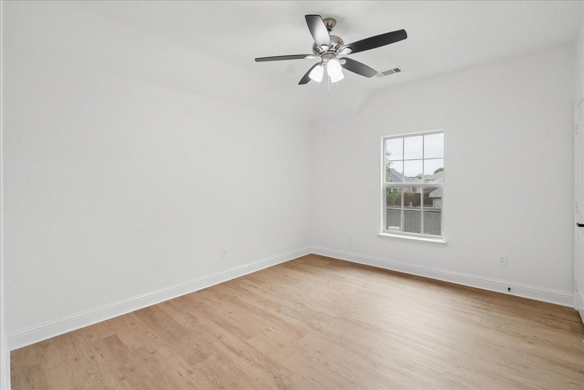 Laguna Ln, Arlington, TX 76012 #1