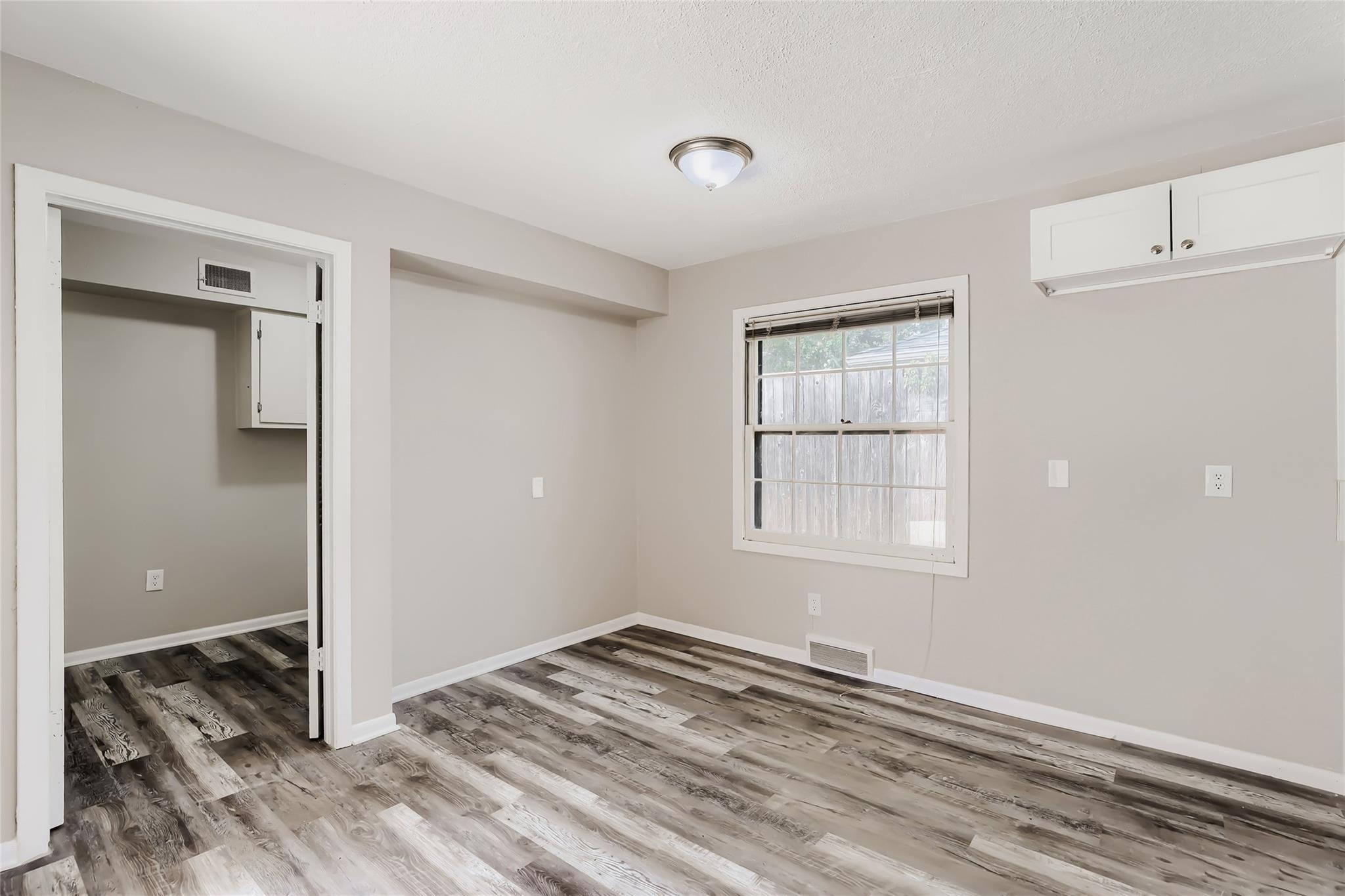 Berryhill St, Dallas, TX 75231 #1
