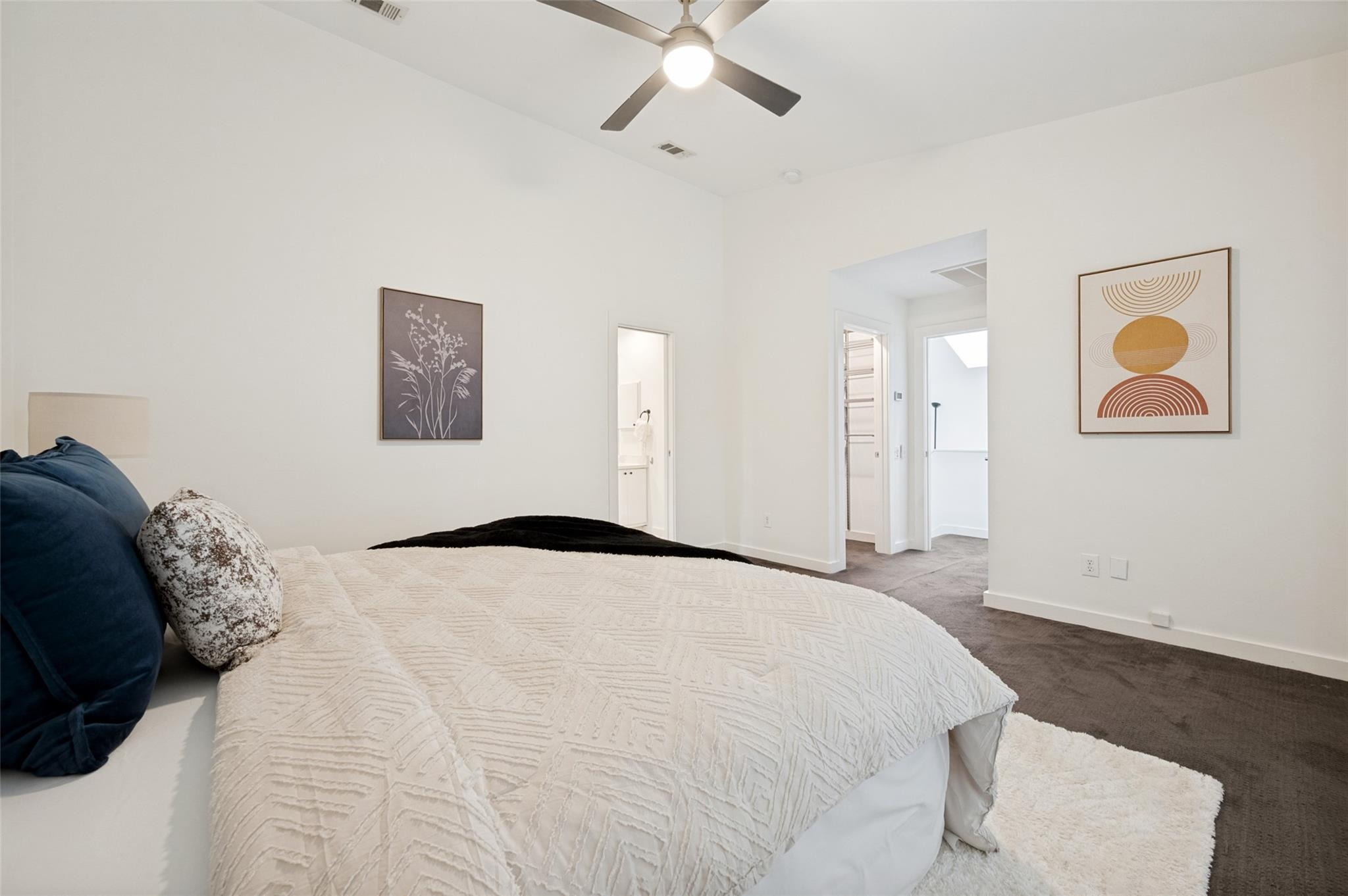 San Jacinto St, Dallas, TX 75204