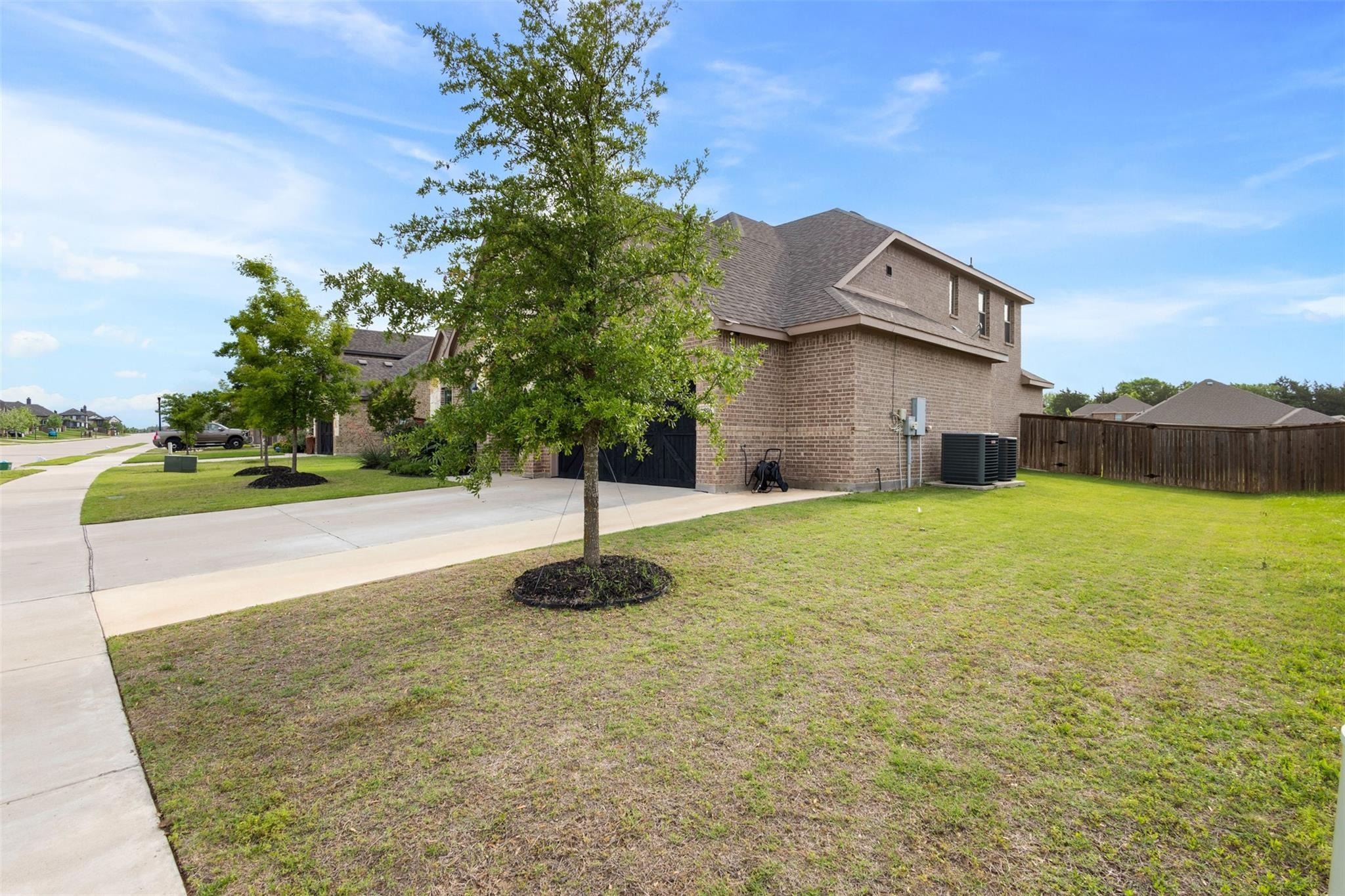 Summer Grove Dr, Midlothian, TX 76065