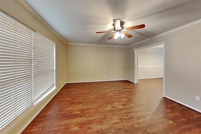 Parkwood Dr, North Richland Hills, TX 76182