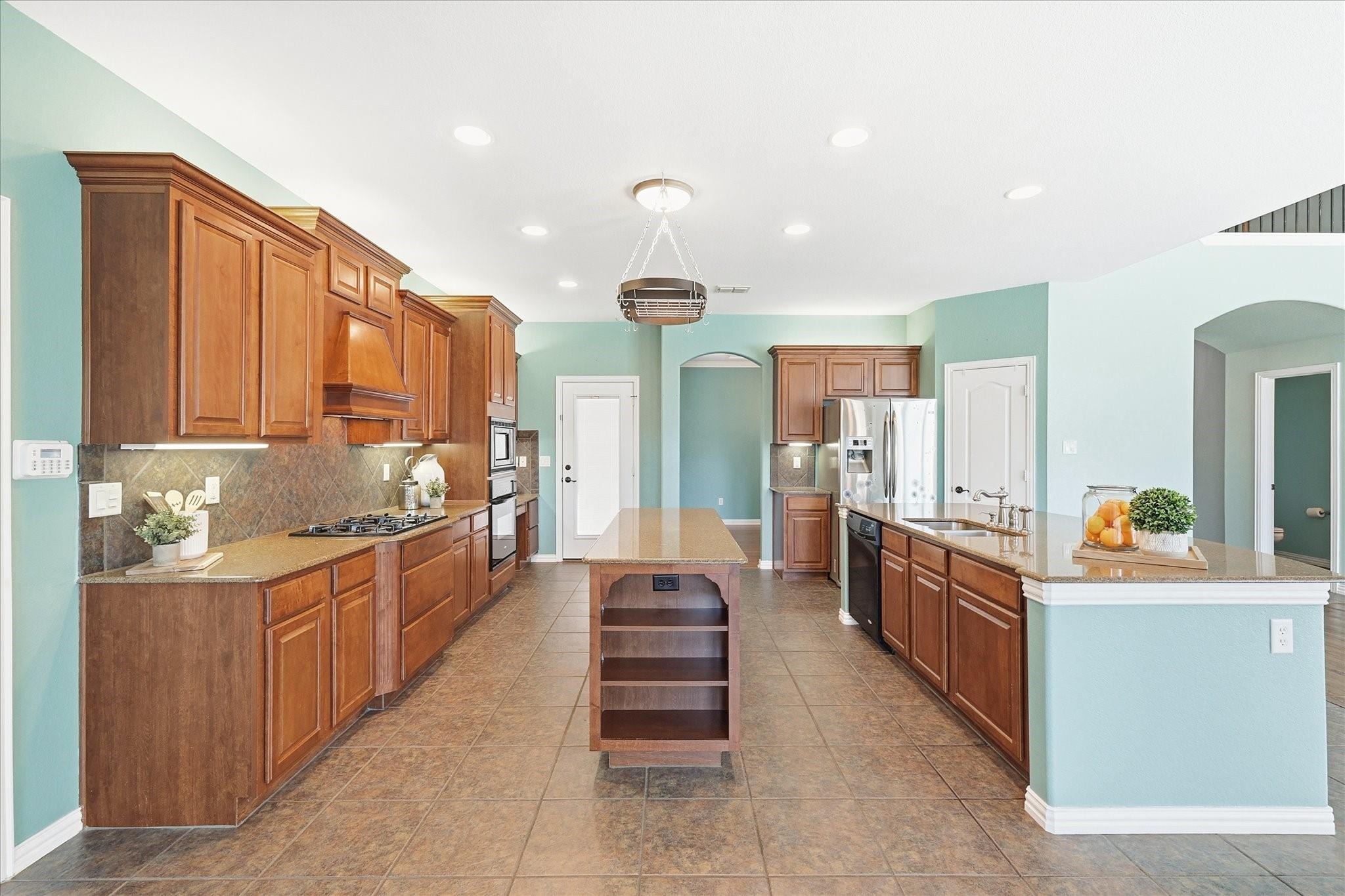 English Oak Dr, Fort Worth, TX 76244 #1