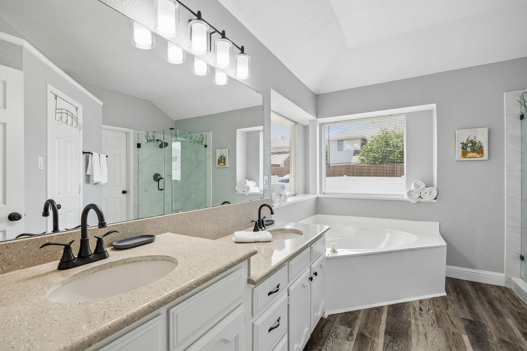 Hartford Dr, Rowlett, TX 75089