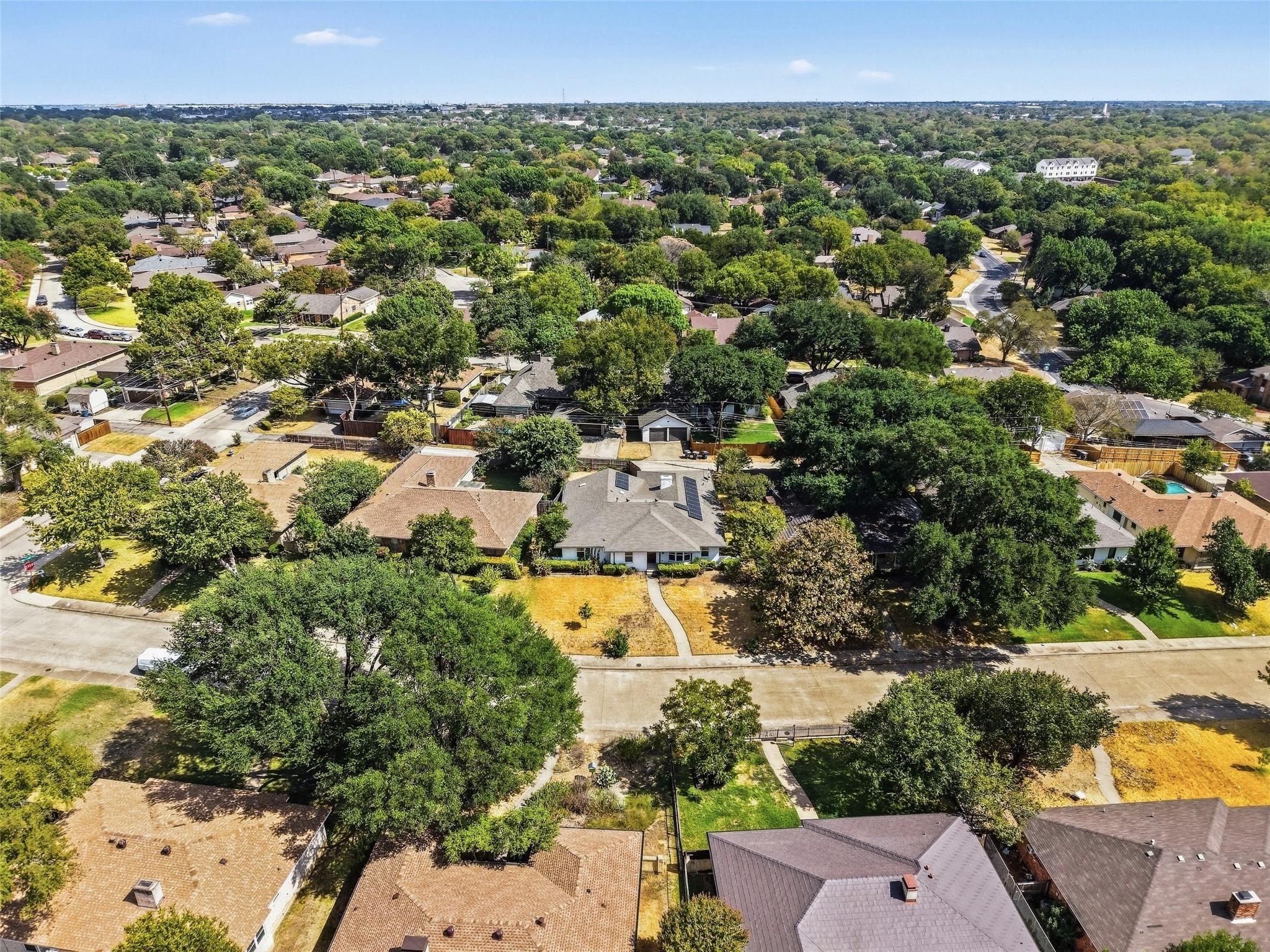 Chilton Dr, Dallas, TX 75227