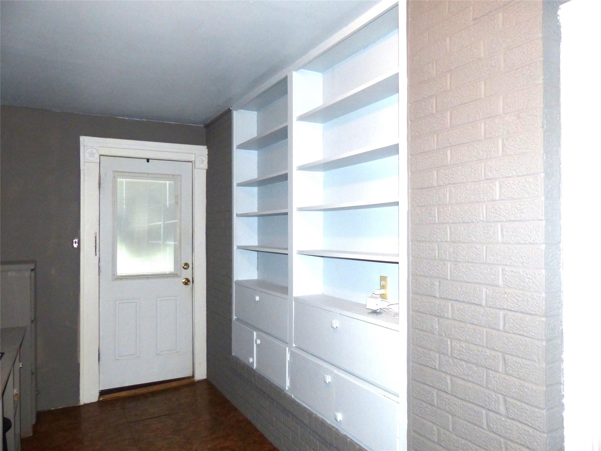 Blackburn St, Brady, TX 76825