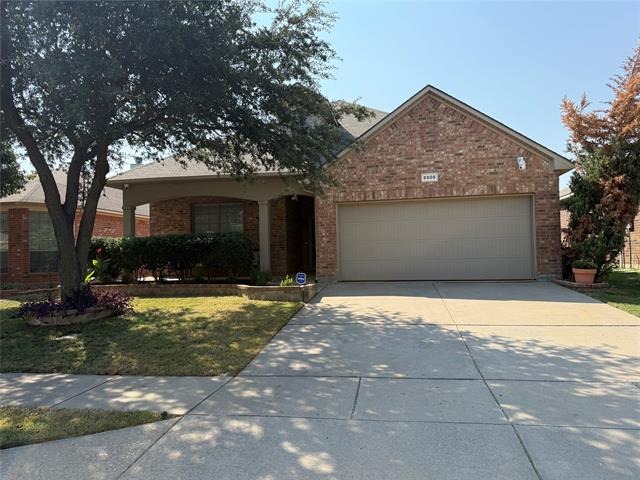 Grayson Ridge Dr, Fort Worth, TX 76179