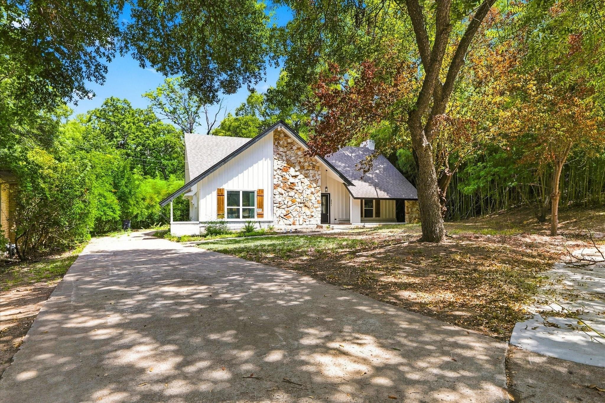 Deep Hill Cir, Dallas, TX 75233
