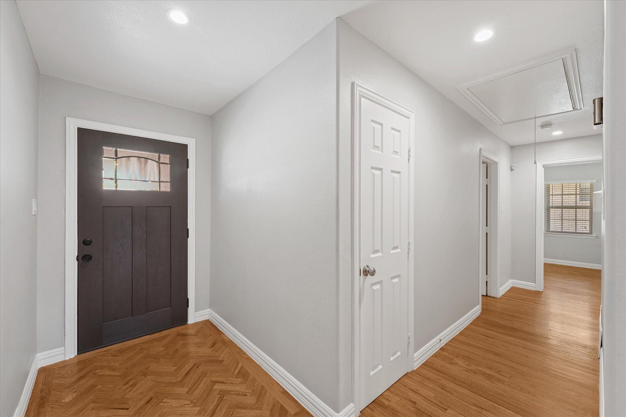 Enderly Pl, Dallas, TX 75227 #1
