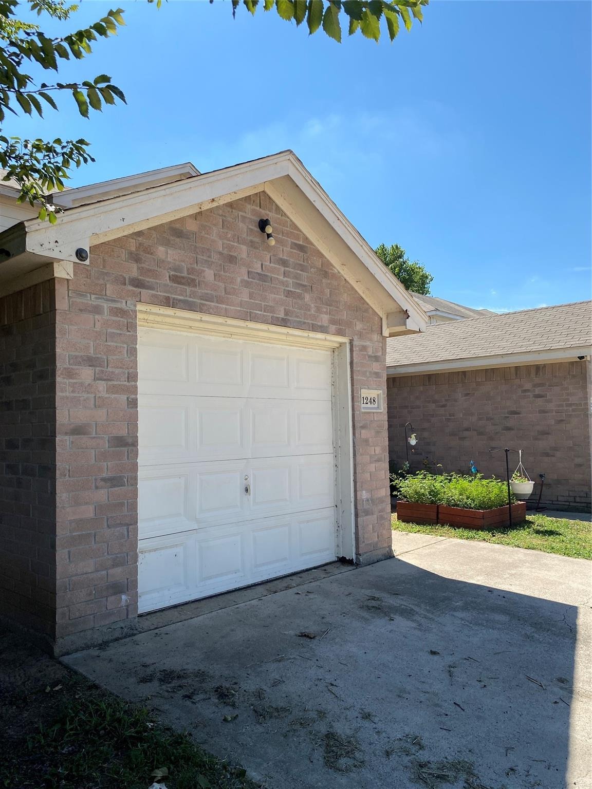 Village Garden Dr, Azle, TX 76020 #1