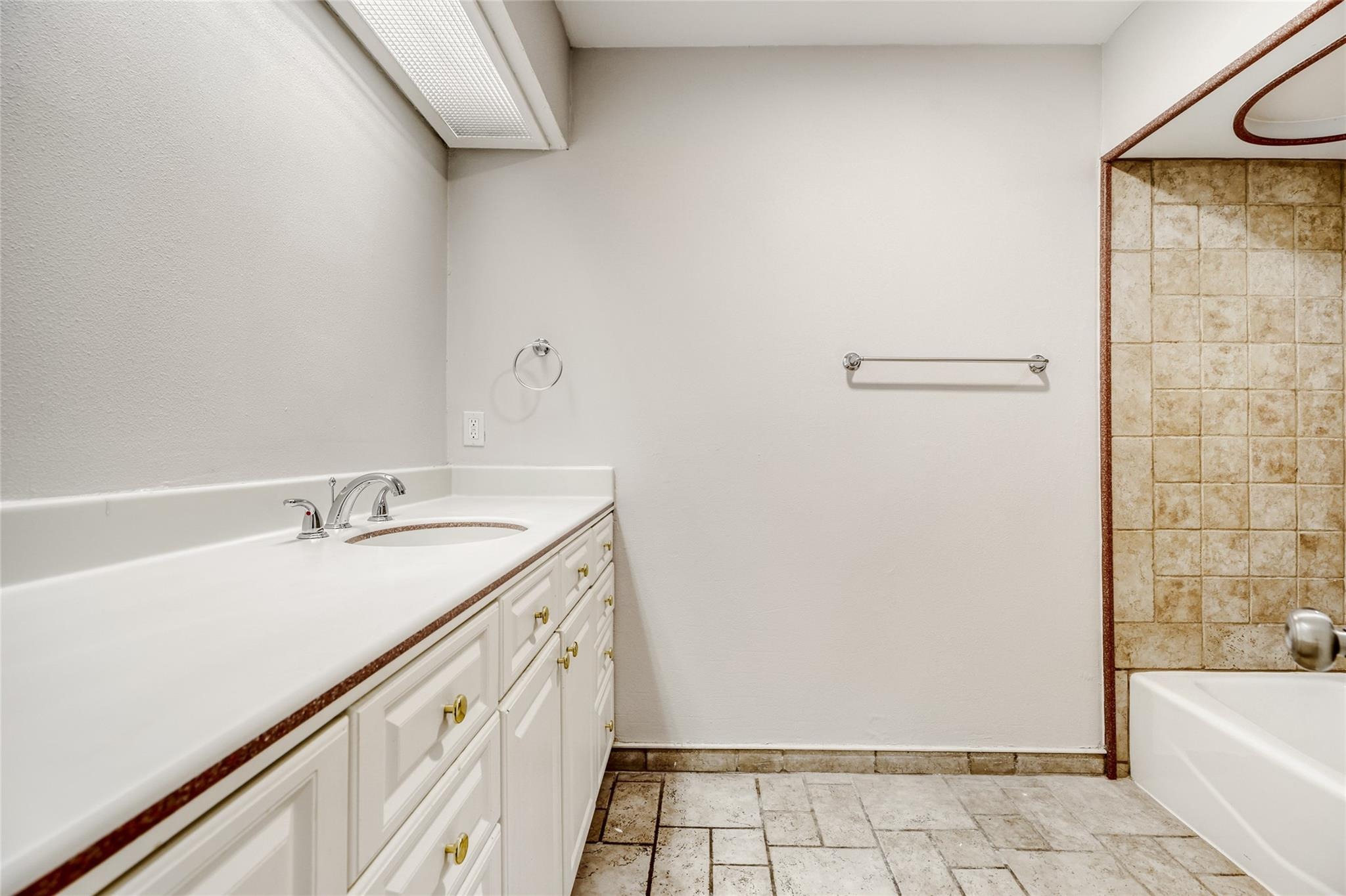 Winterwood Ln, Dallas, TX 75248