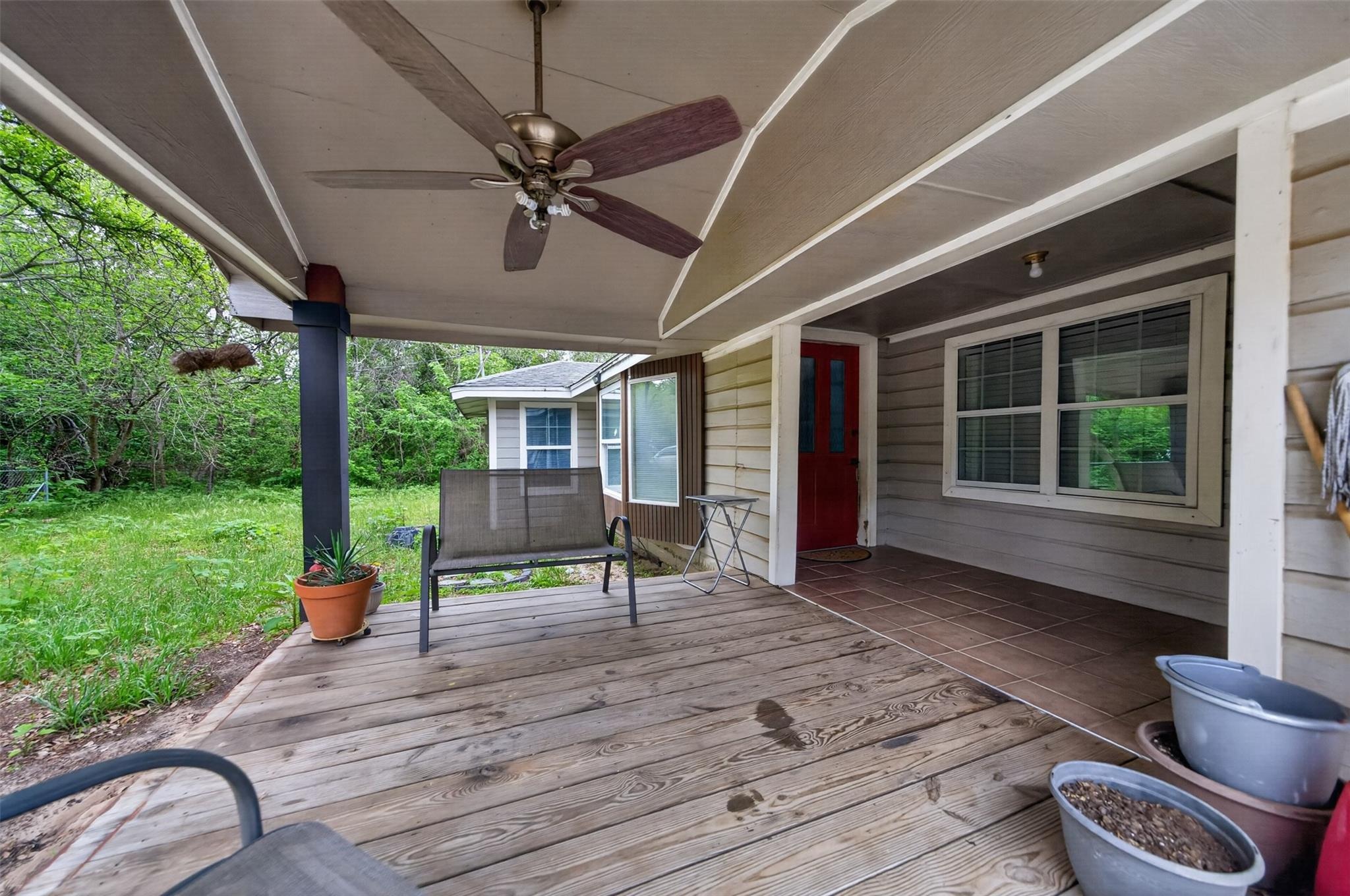 Mcarthur St, Athens, TX 75751
