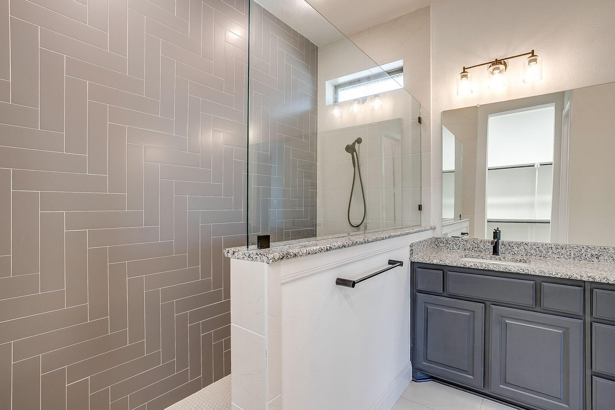 Escarpment Dr, Fort Worth, TX 76112