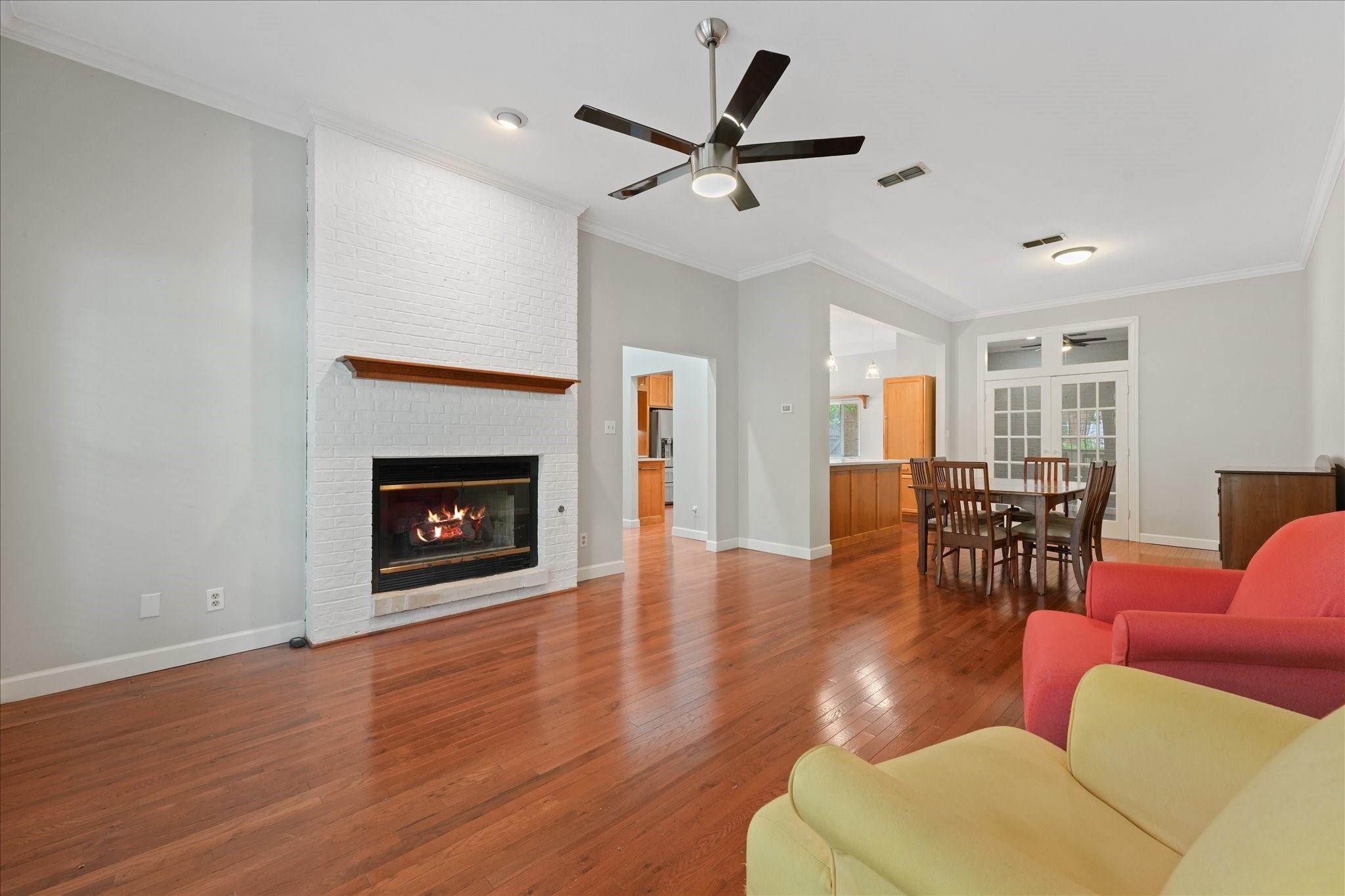 Highland Park Cir, Denton, TX 76205