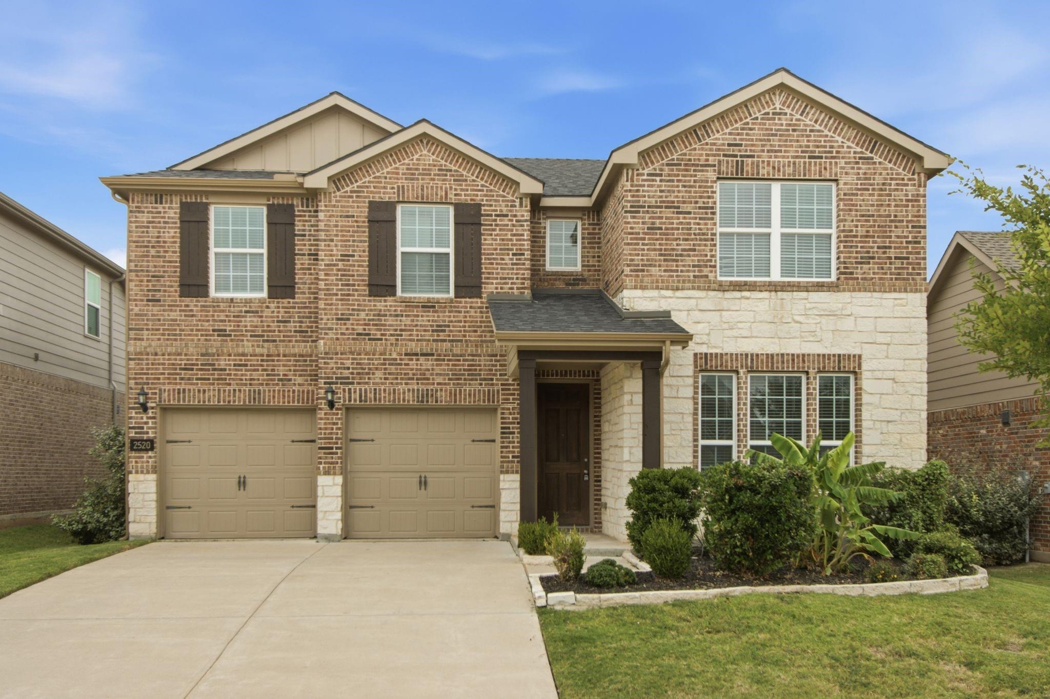 Candle Ln, Justin, TX 76247