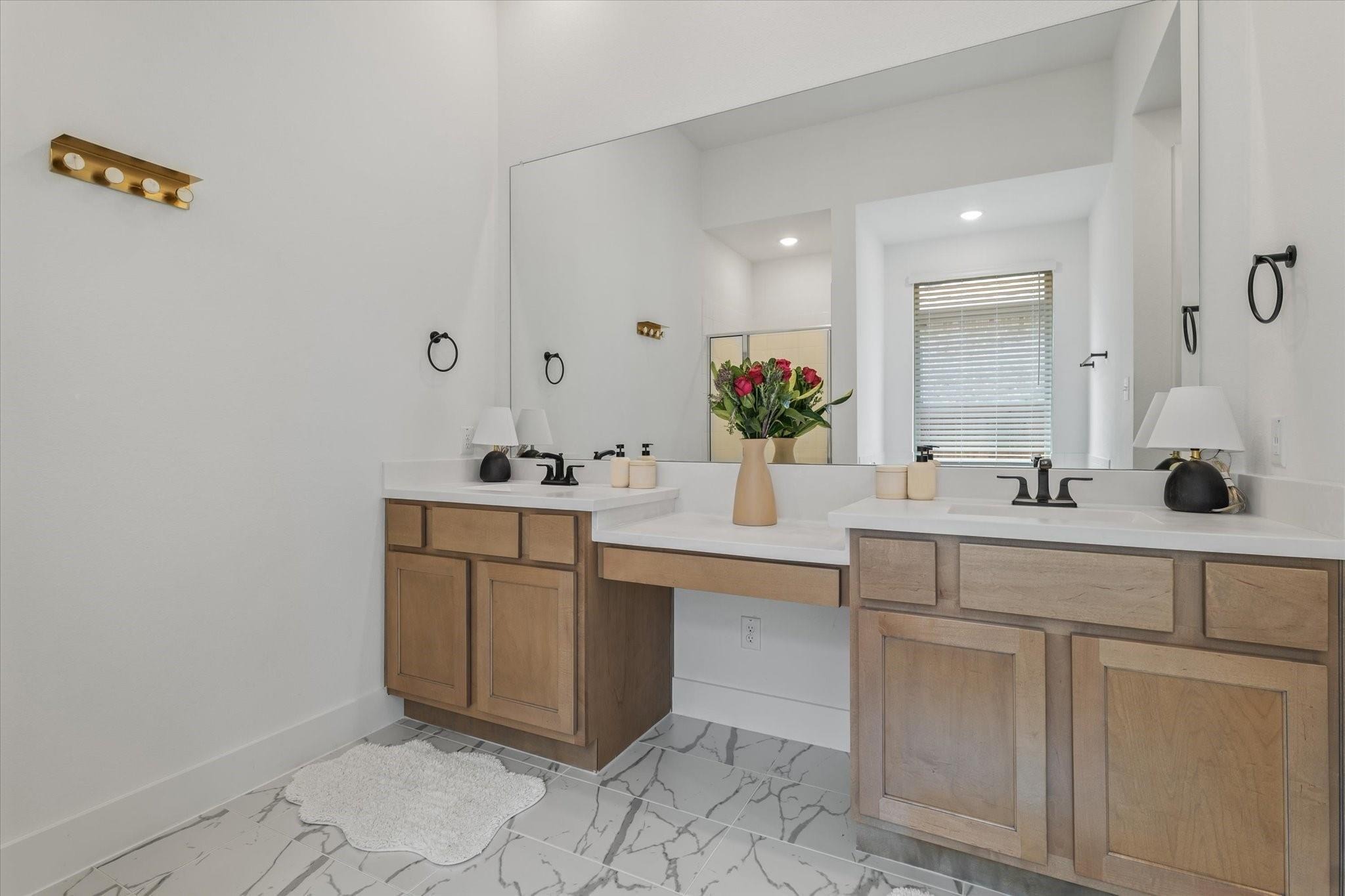 Firewheel Ct, Aubrey, TX 76227