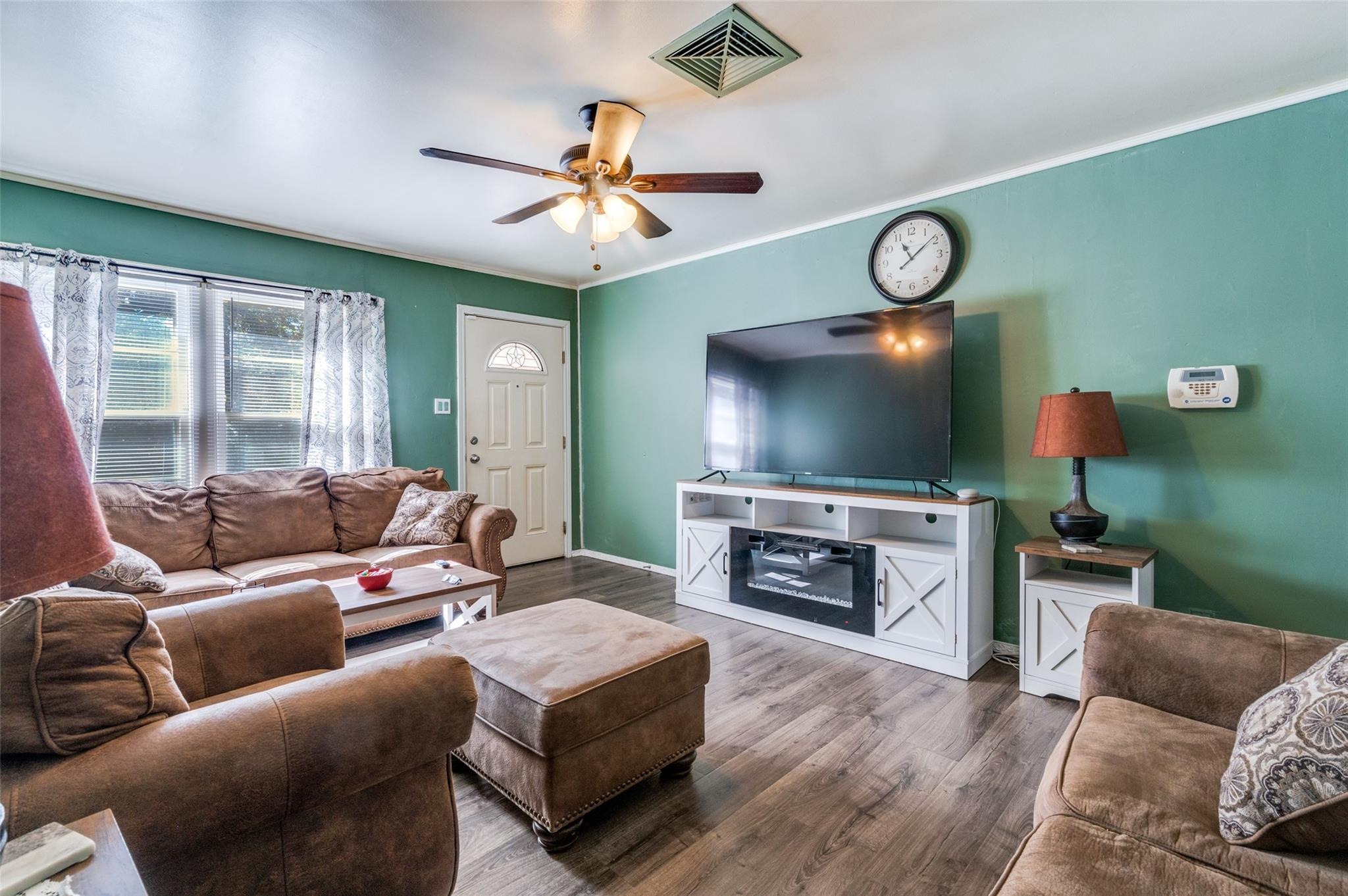 Woodbine Dr, Fort Worth, TX 76112 #1
