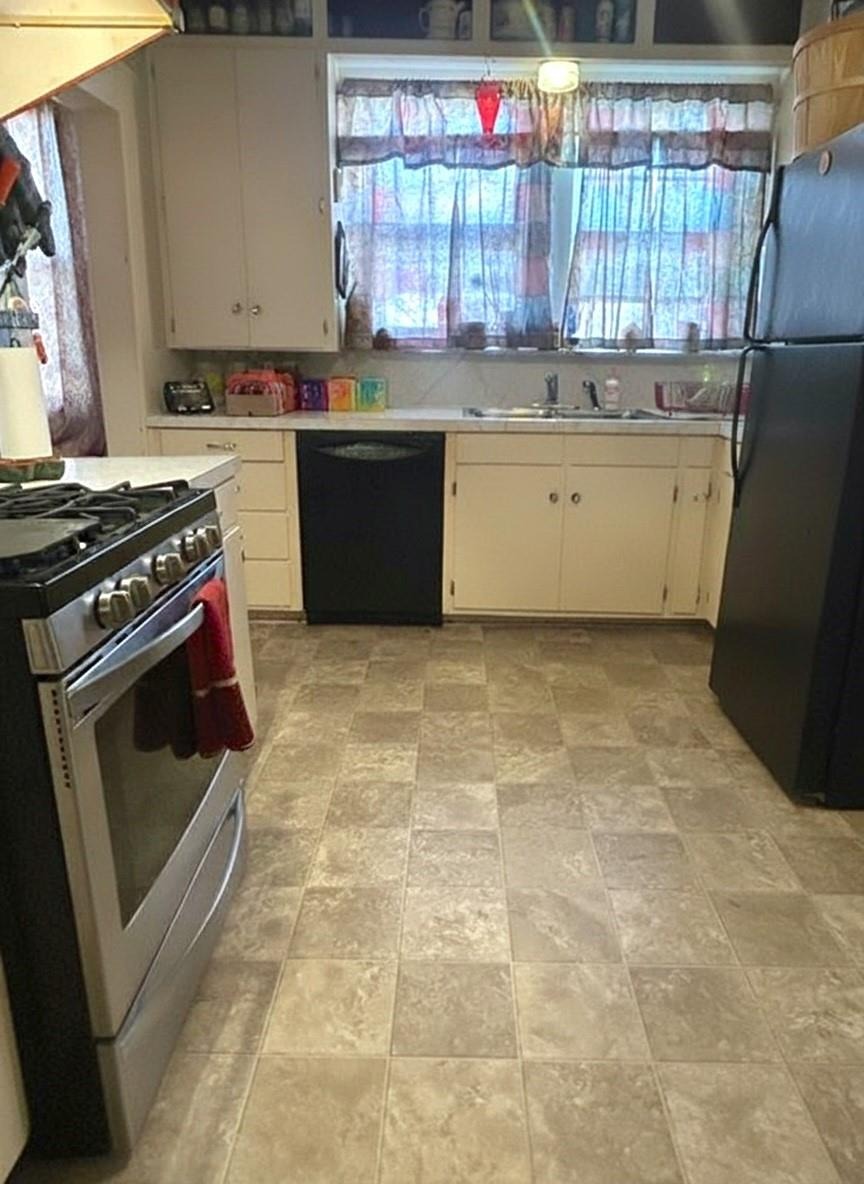 Virginia St, Graham, TX 76450 #1