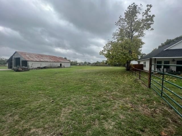 Hughes St, Collinsville, TX 76233