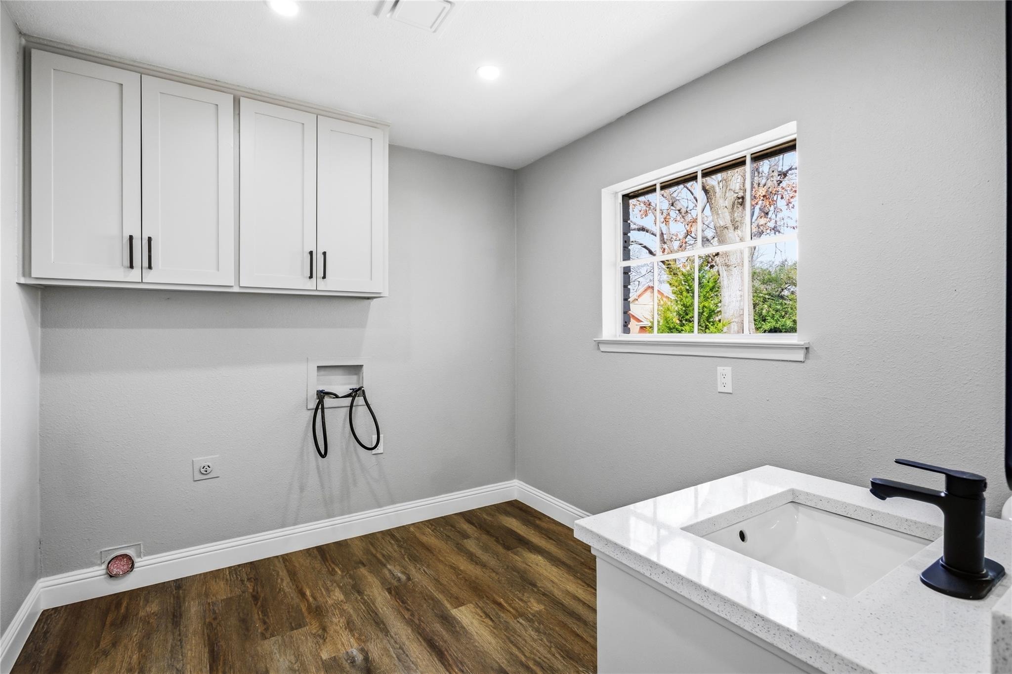 Park Ridge Ter, Arlington, TX 76012