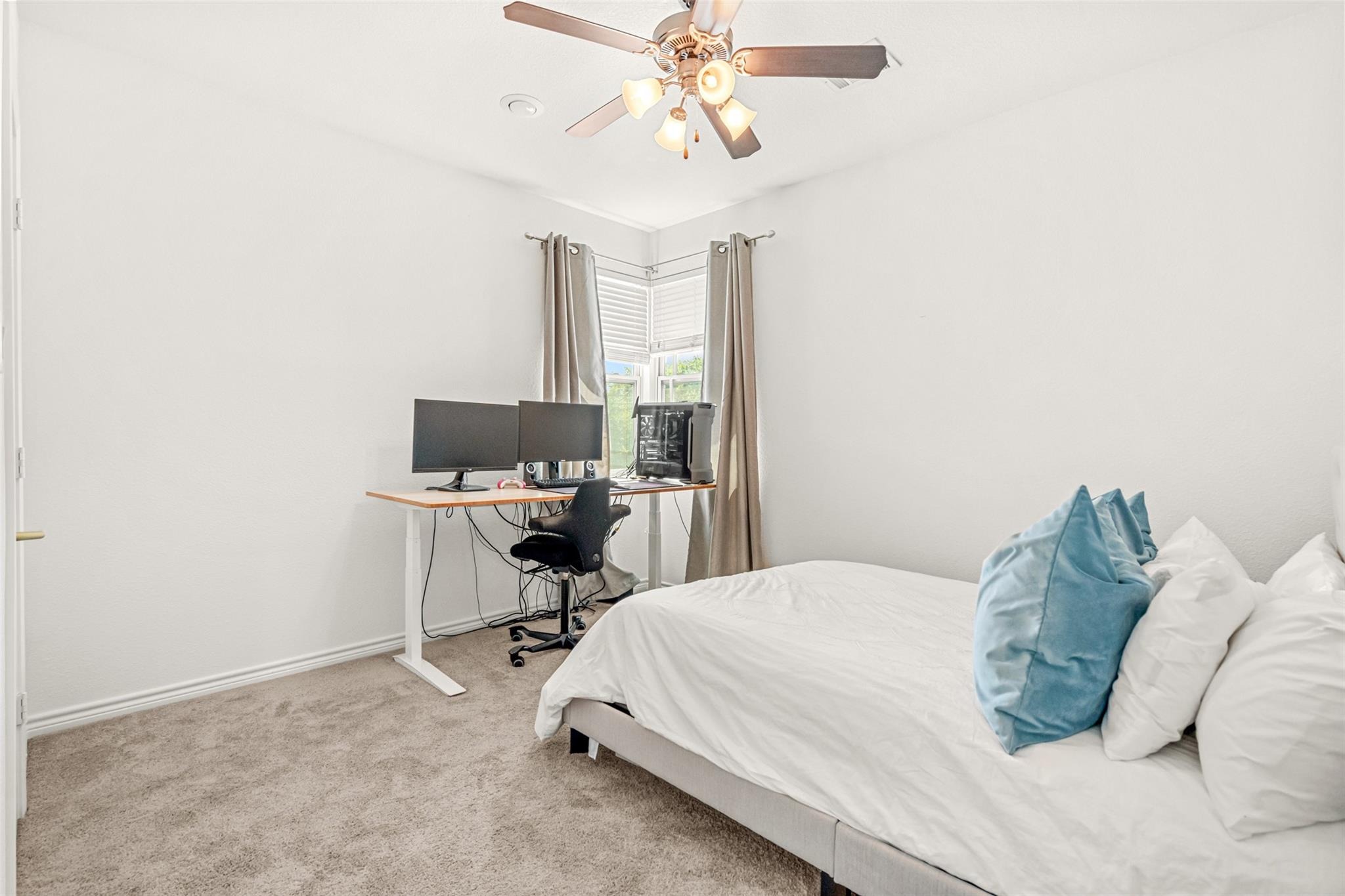 Sheer Bliss Ln, Fort Worth, TX 76114
