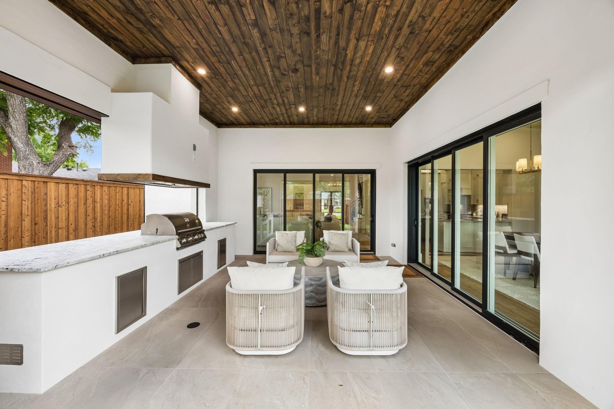 Ontario Ln, Dallas, TX 75220