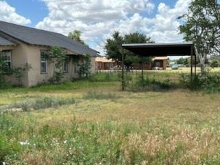 Price St, Floydada, TX 79235