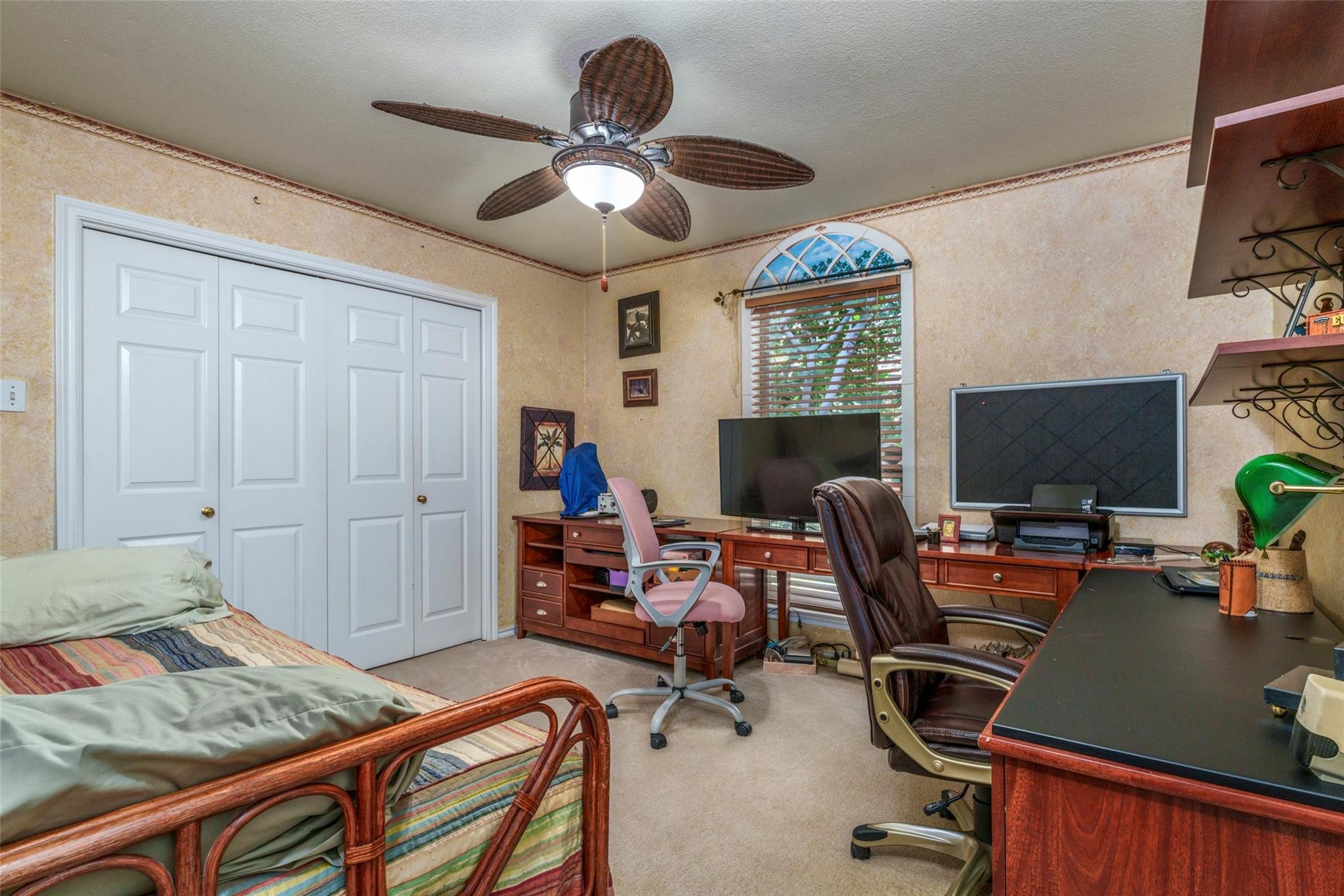 Landover Hills Ln, Arlington, TX 76017 #1