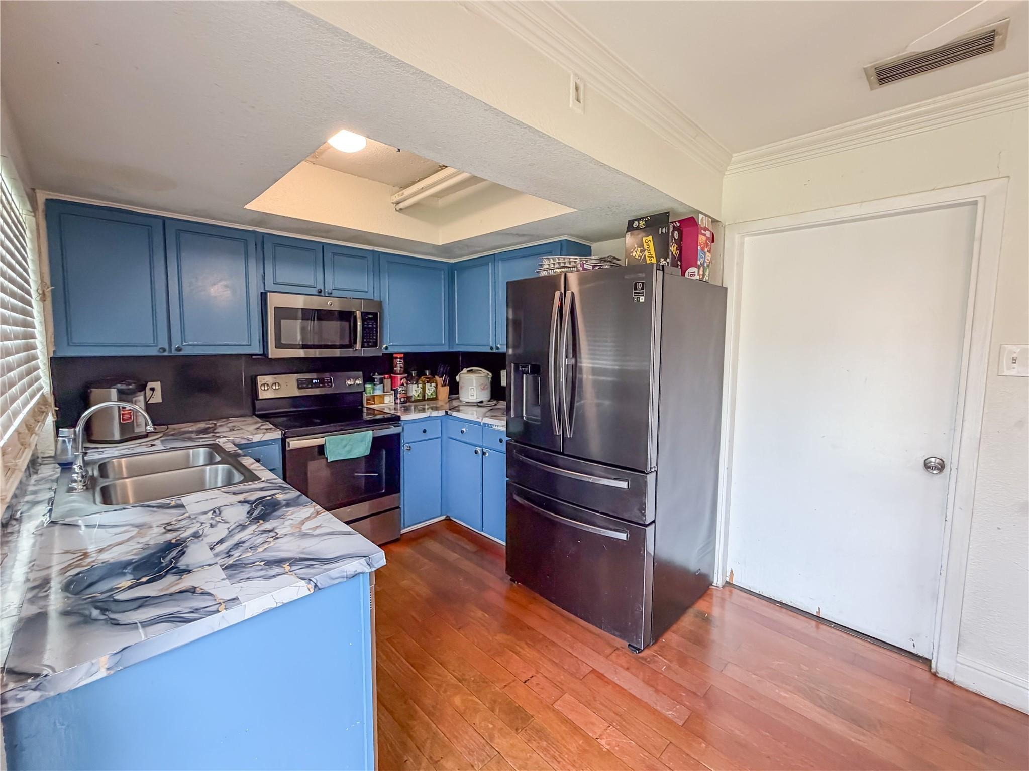 Palisades Dr, Lewisville, TX 75067