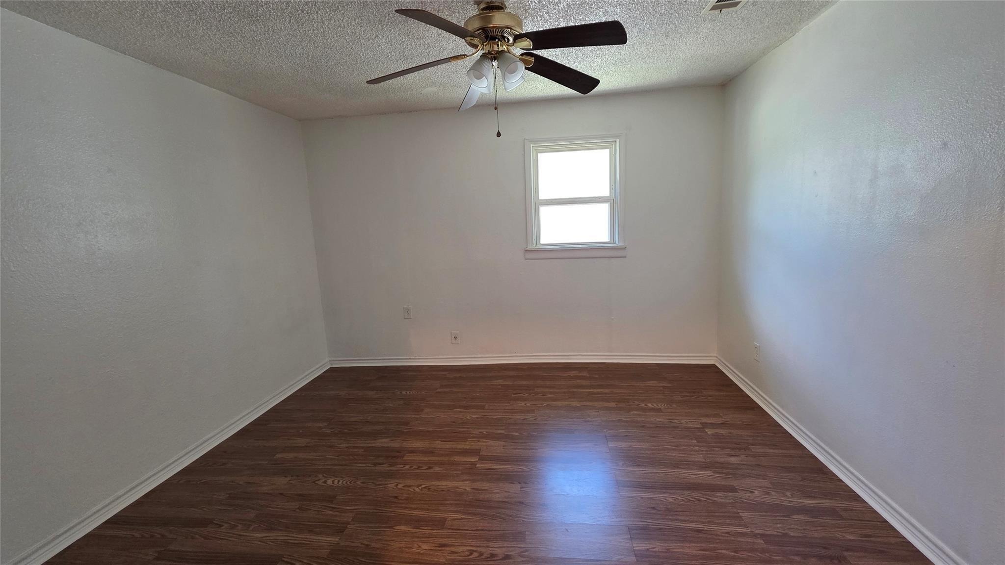 Broadus Ave, Fort Worth, TX 76115 #1