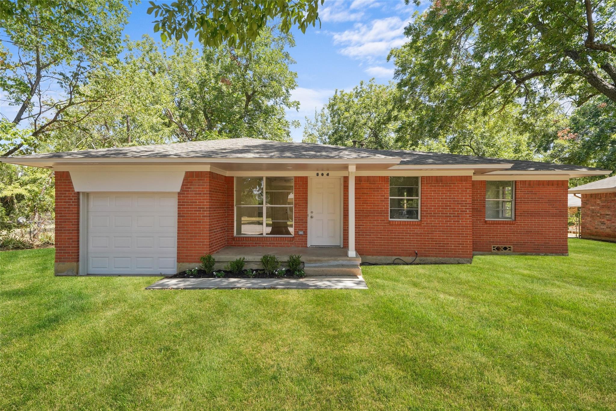 Hill St, Aubrey, TX 76227 #1