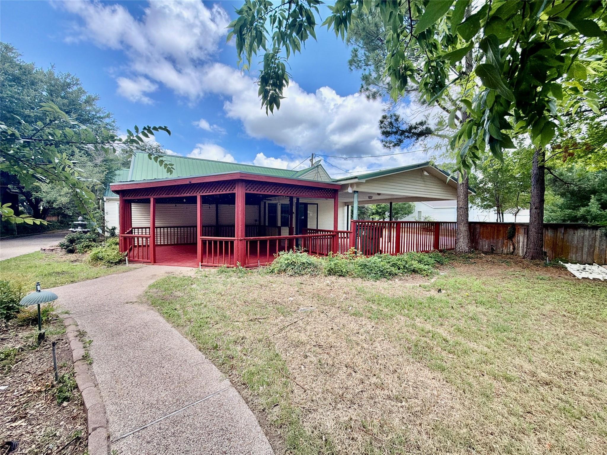 Seaman St, Eastland, TX 76448