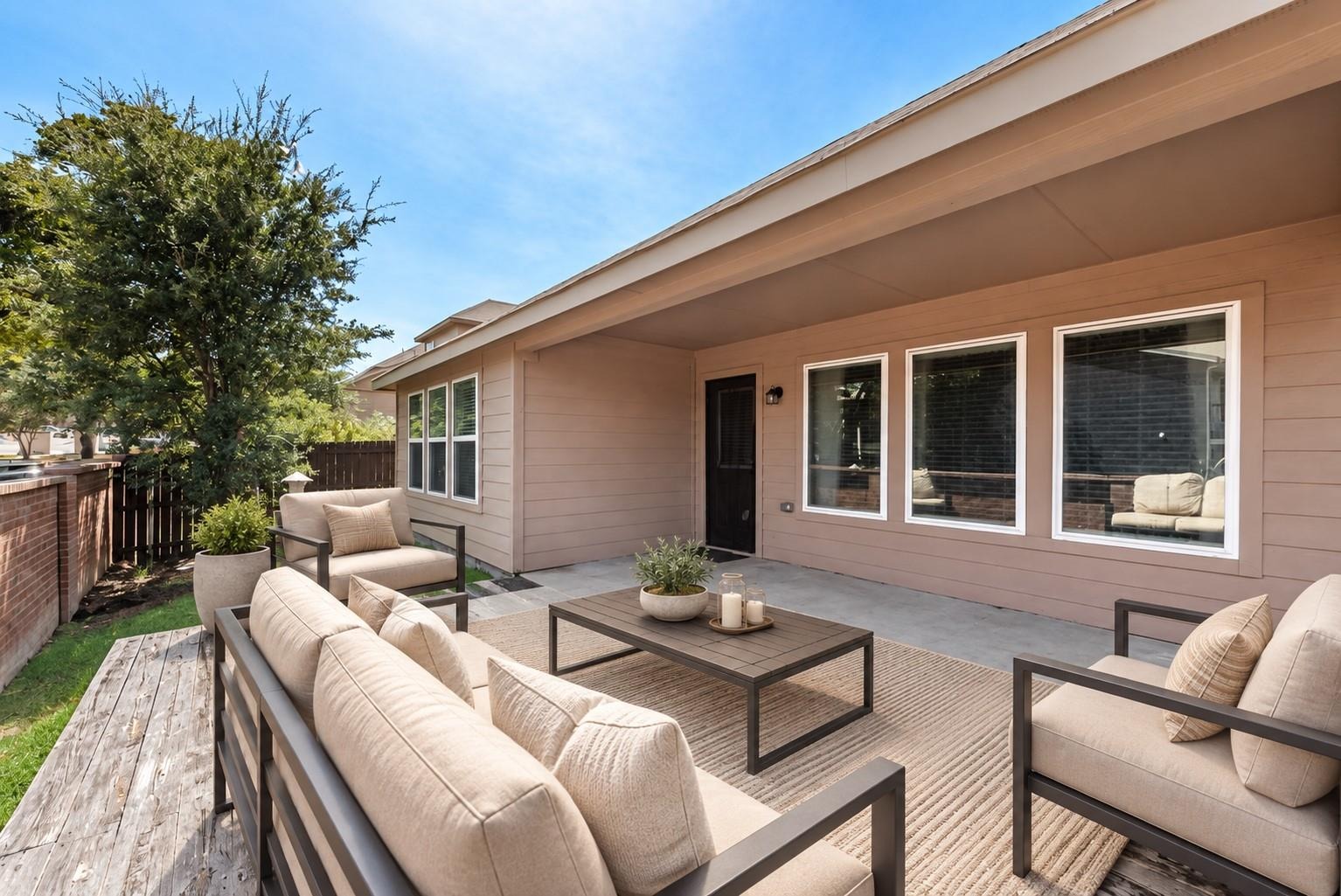 Tall Pine Way, Fort Worth, TX 76112