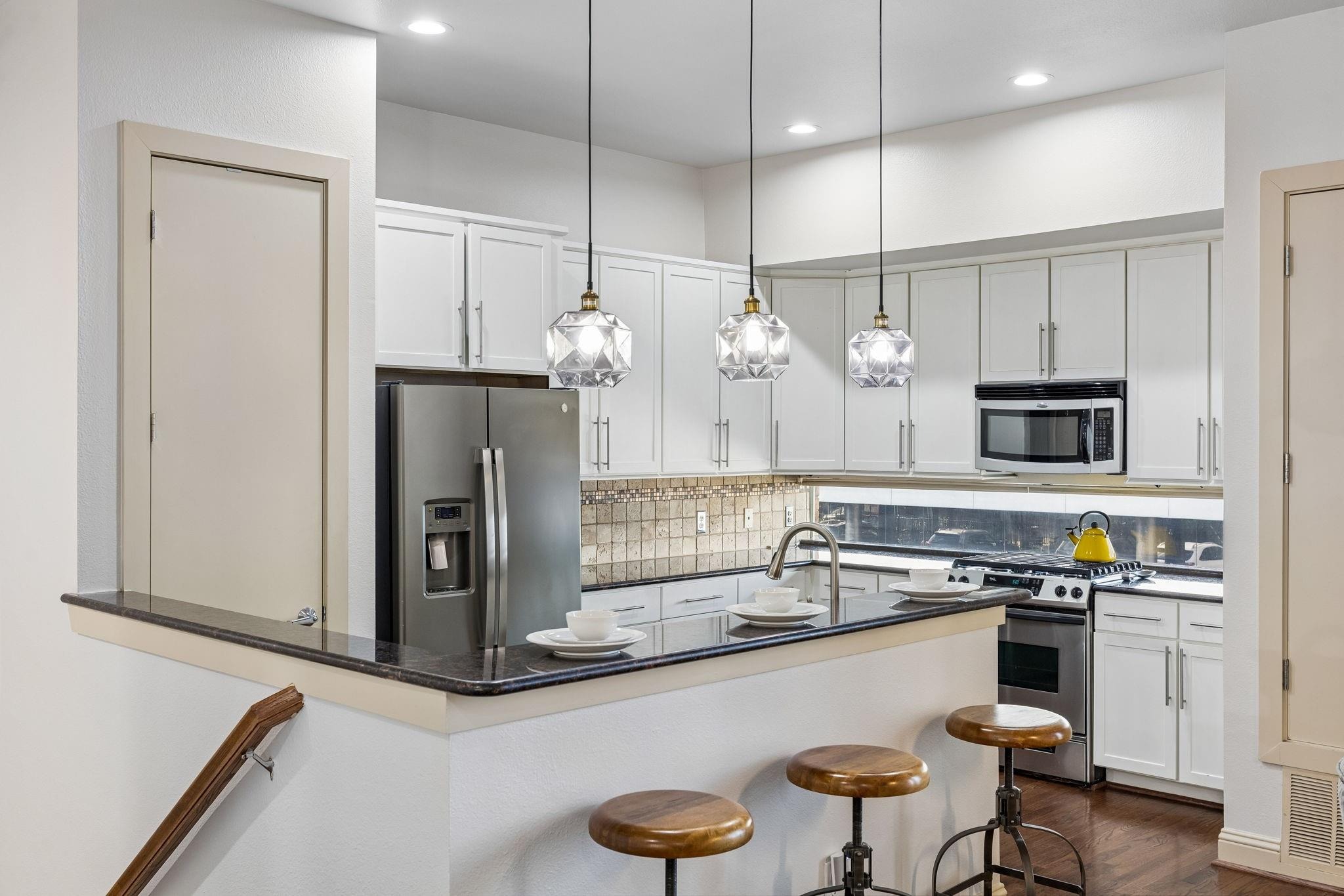 Douglas Ave, Dallas, TX 75219