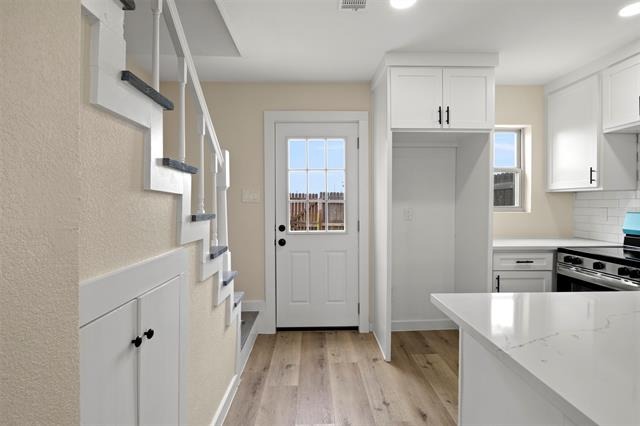 Lee St, Mesquite, TX 75149