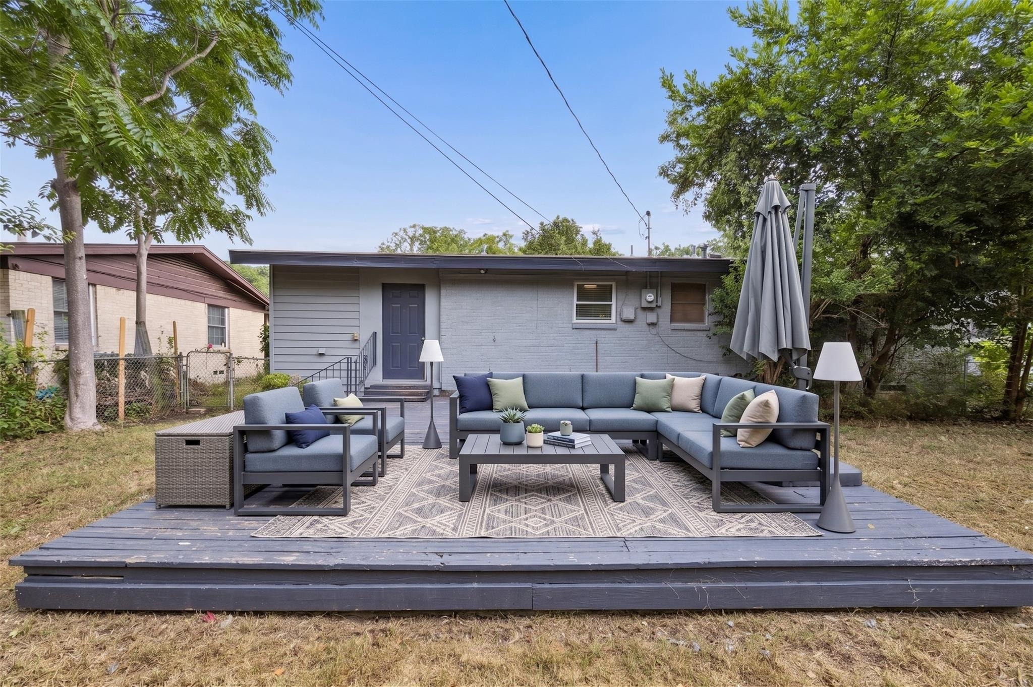 Hartline Dr, Dallas, TX 75228 #1