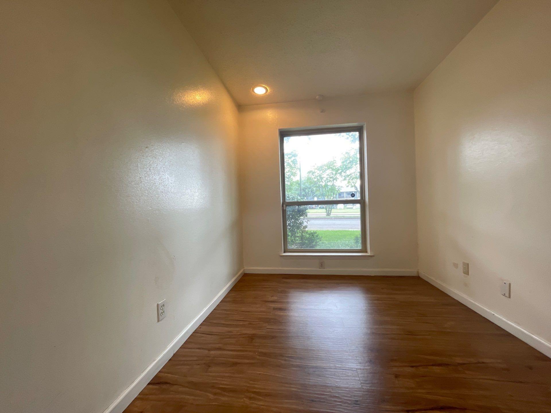 Amberton Pkwy, Dallas, TX 75243
