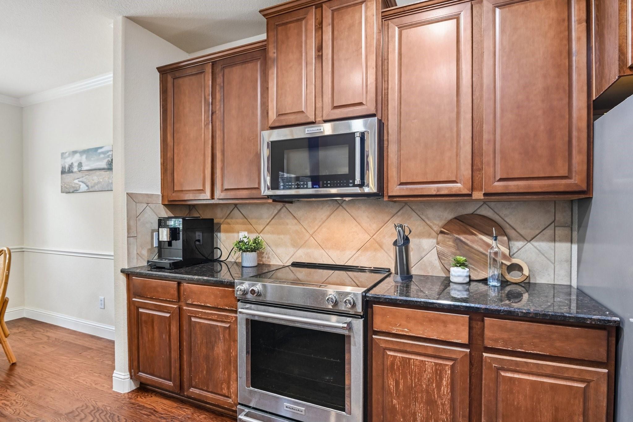 Milan St, Lewisville, TX 75067