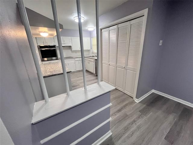 Midvale Dr, Dallas, TX 75232