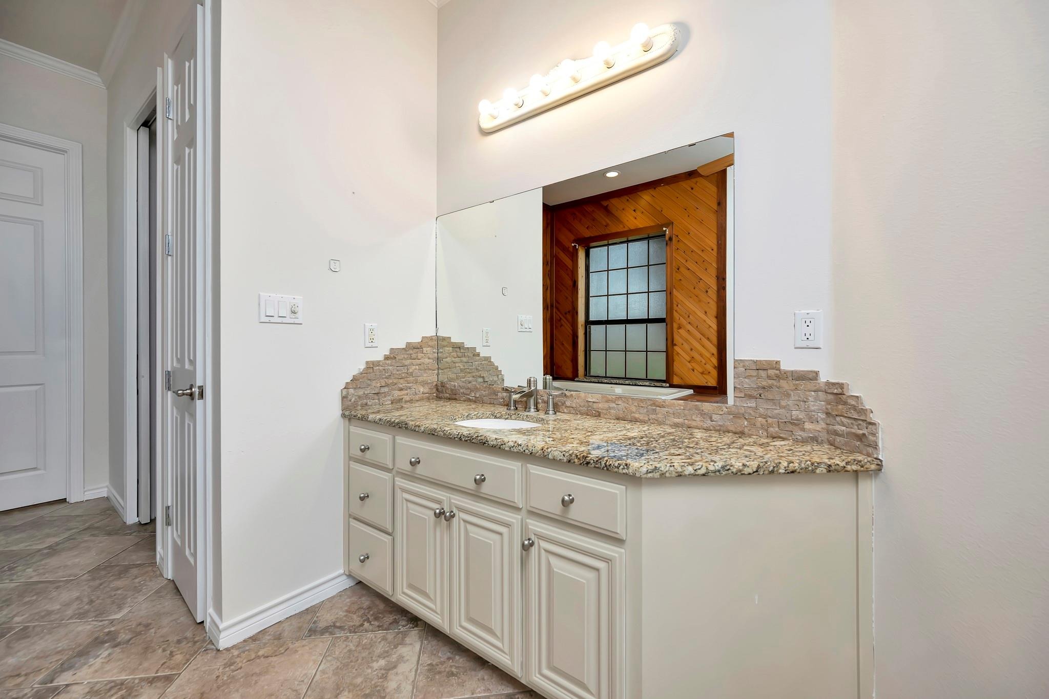 White Settlement Rd, Weatherford, TX 76087 #1