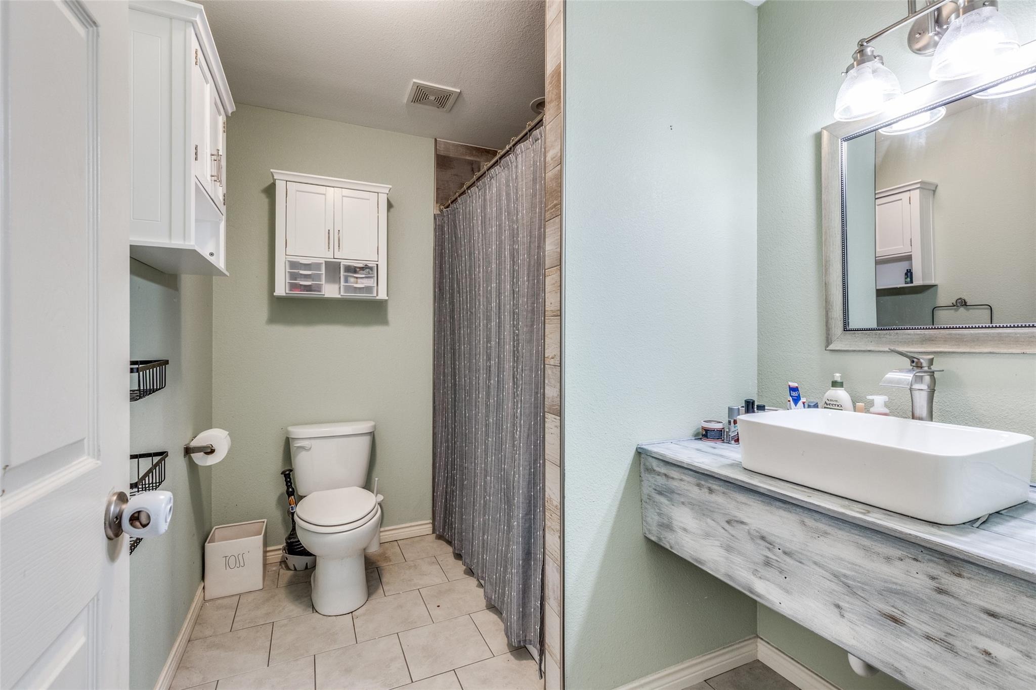 Mccrae Ln, Boyd, TX 76023