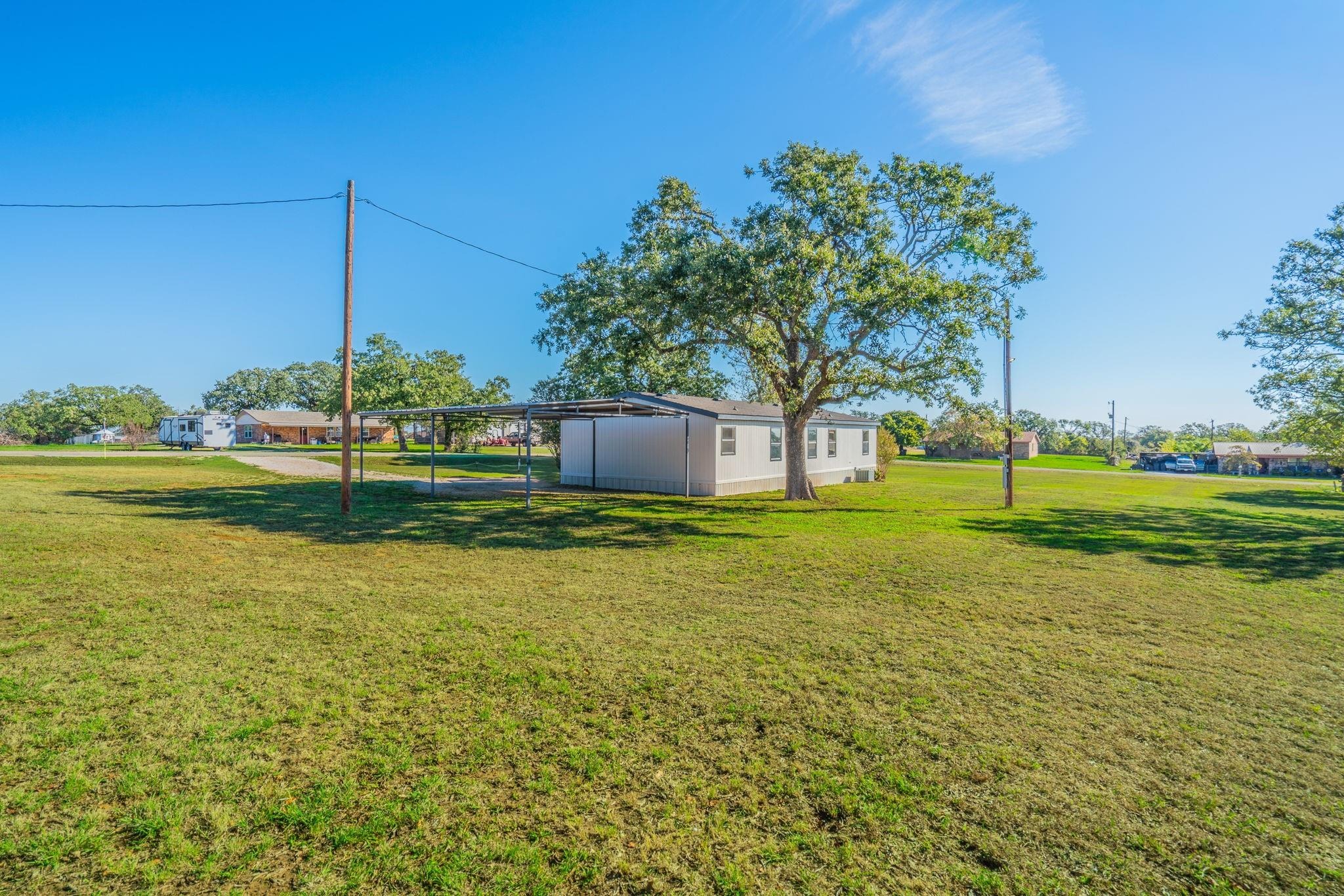 Hill Top Ct, Springtown, TX 76082 #1