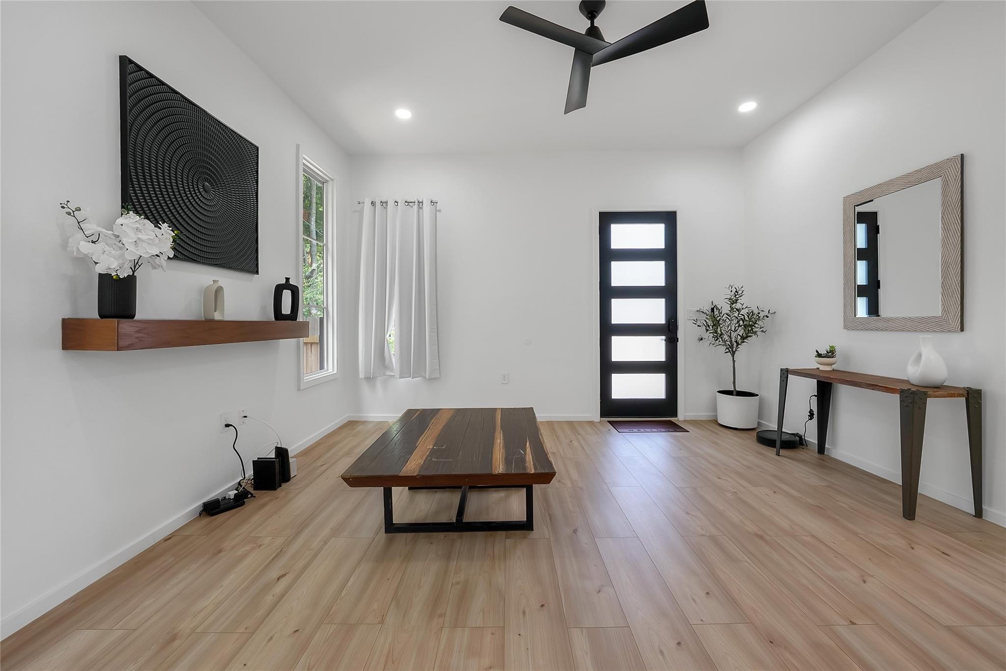 Metropolitan Ave, Dallas, TX 75210