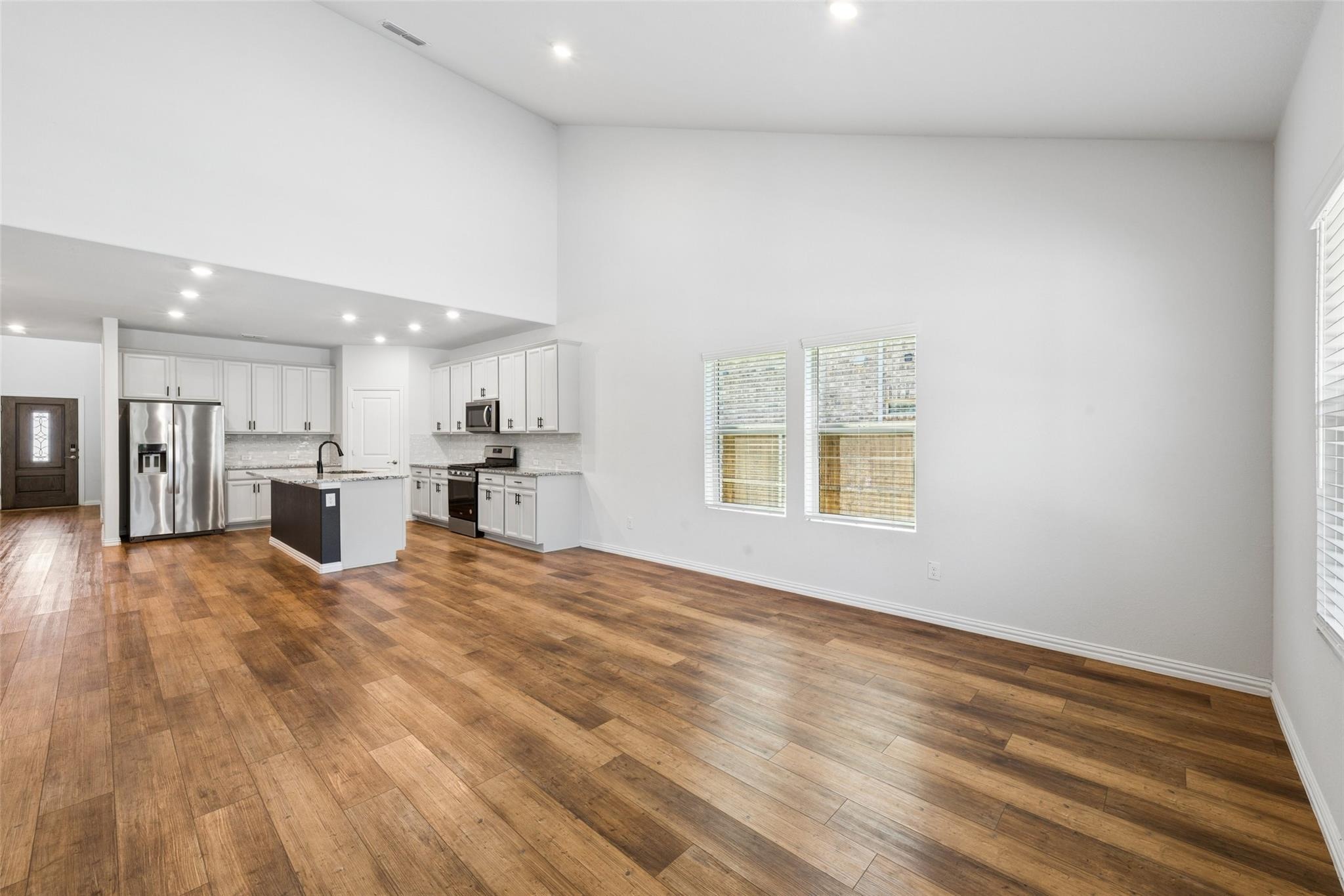 Lakemont Dr, Fort Worth, TX 76131