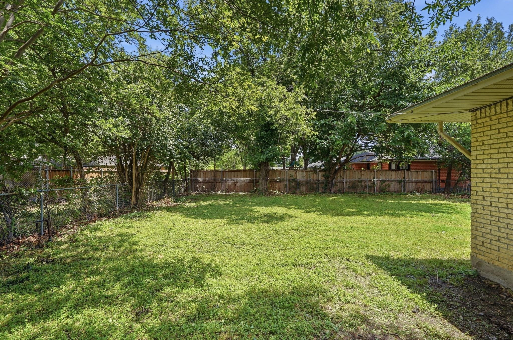 Atoll Dr, Dallas, TX 75216 #1