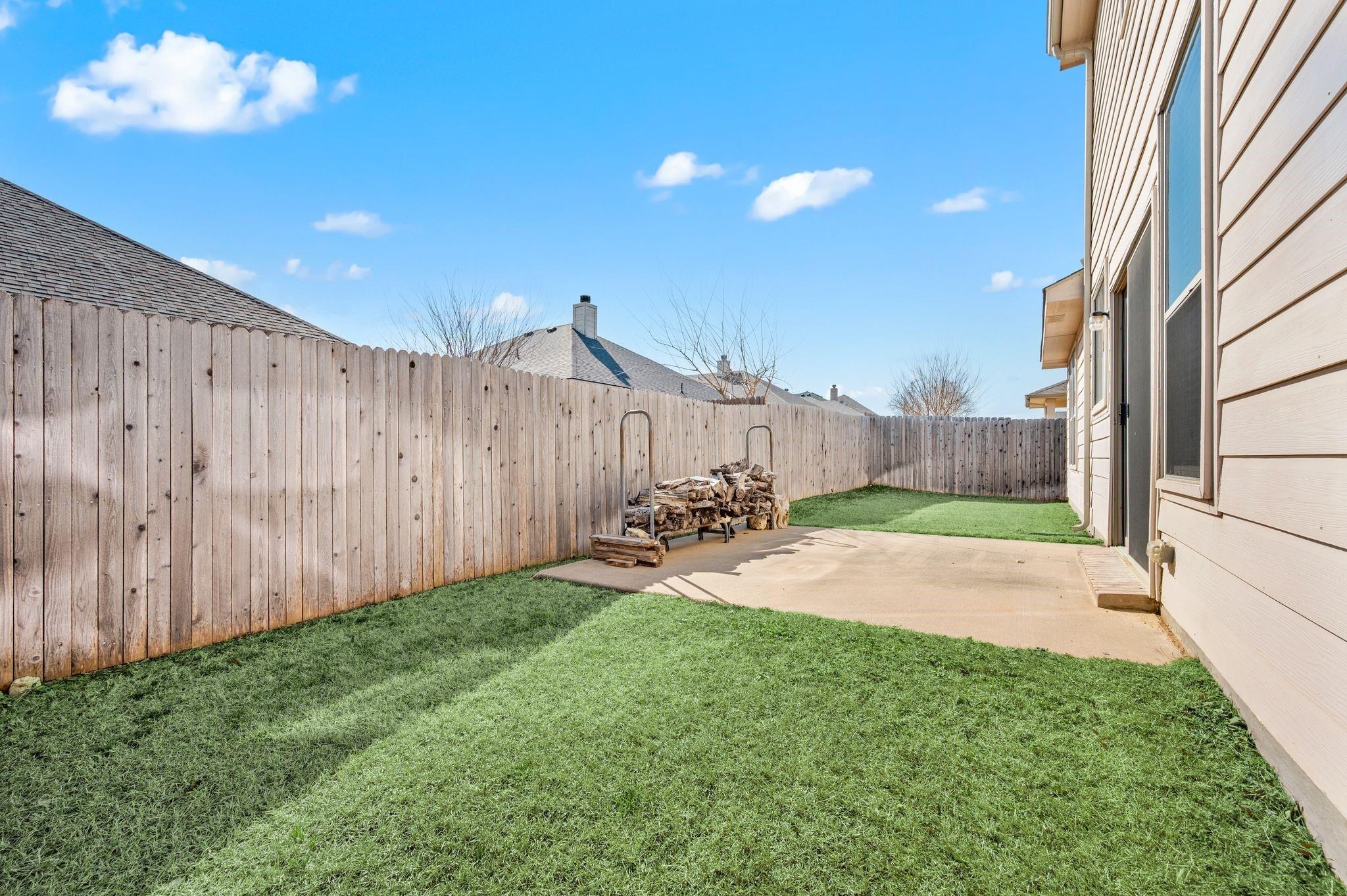 Turquoise Dr, Fort Worth, TX 76131